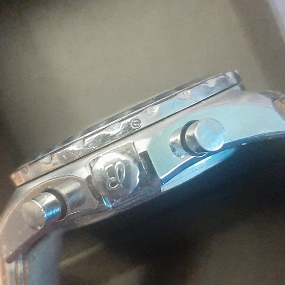 B Men's  Watch - Picture 2 of 8